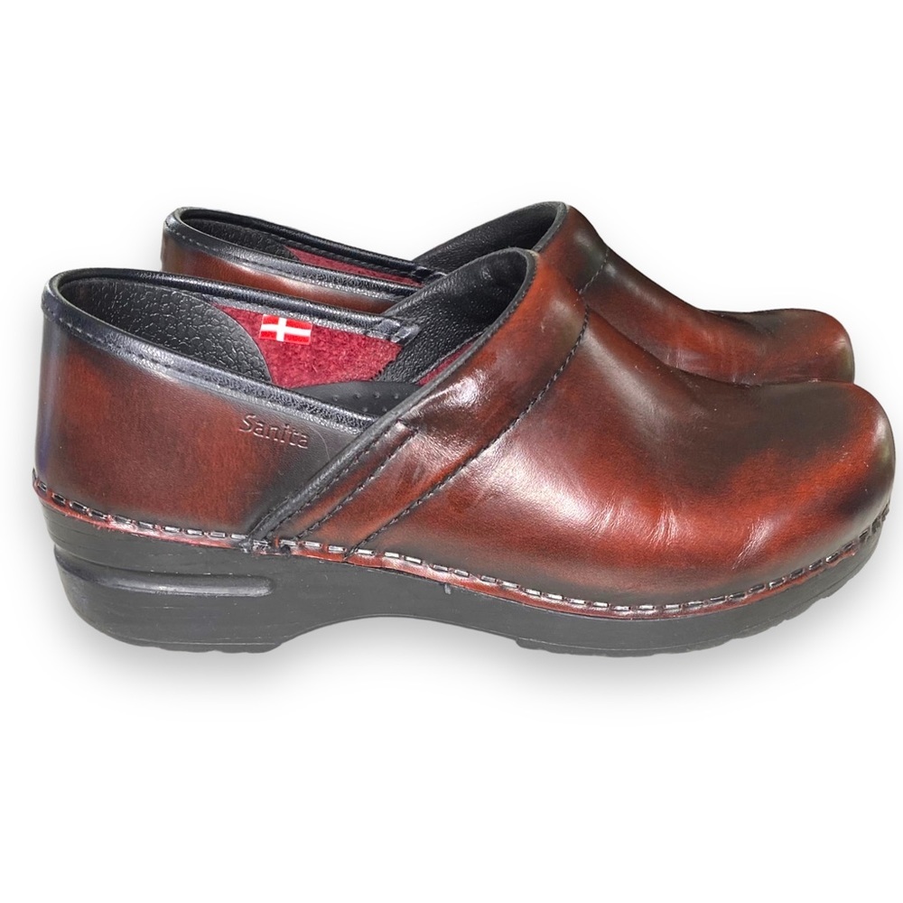 Sanita Women's Professional Cabrio Clogs Bordeaux US SZ 8 (see chart) EU 39